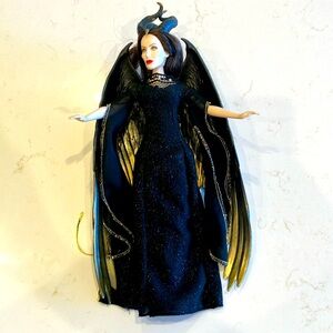 Disney Maleficent Royal Coronation Sleeping Beauty Doll Angelina Jolie